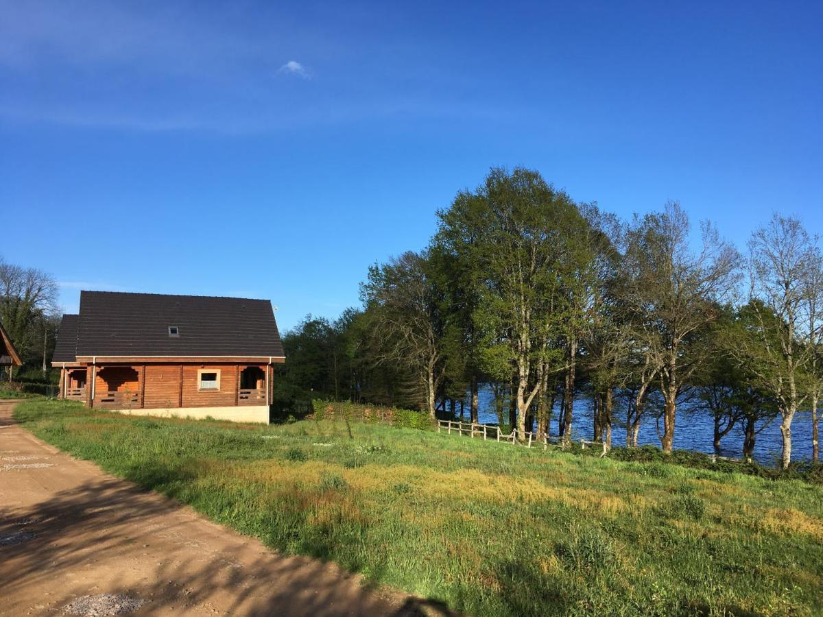 Au Bord Du Lac III Villa Montigny-en-Morvan Bagian luar foto